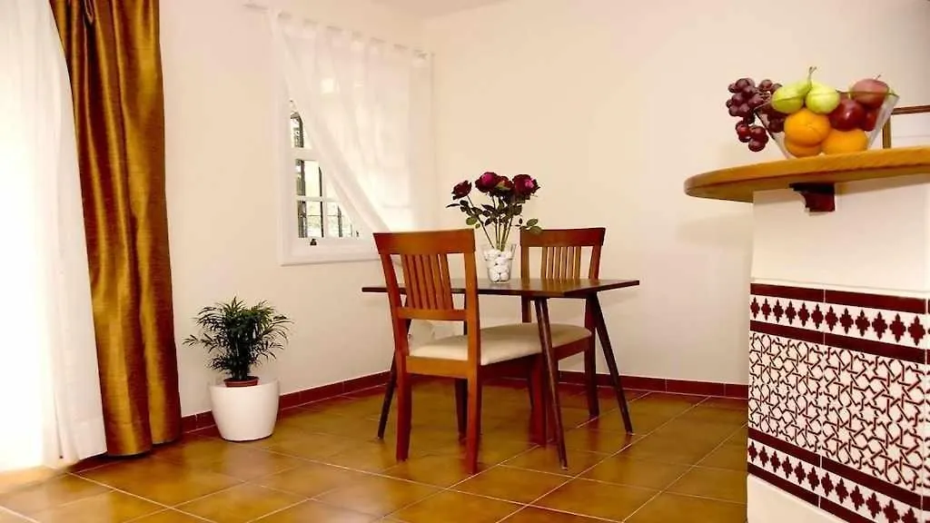 Apartamento Con Jardin Y Piscina B Πουέρτο Ντε Λα Κρουζ 0*,