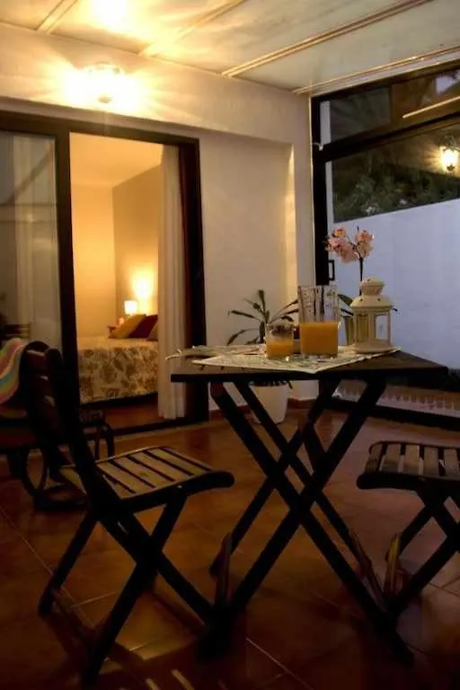Apartamento con jardín y piscina B Puerto de la Cruz  Puerto de la Cruz (Tenerife)
